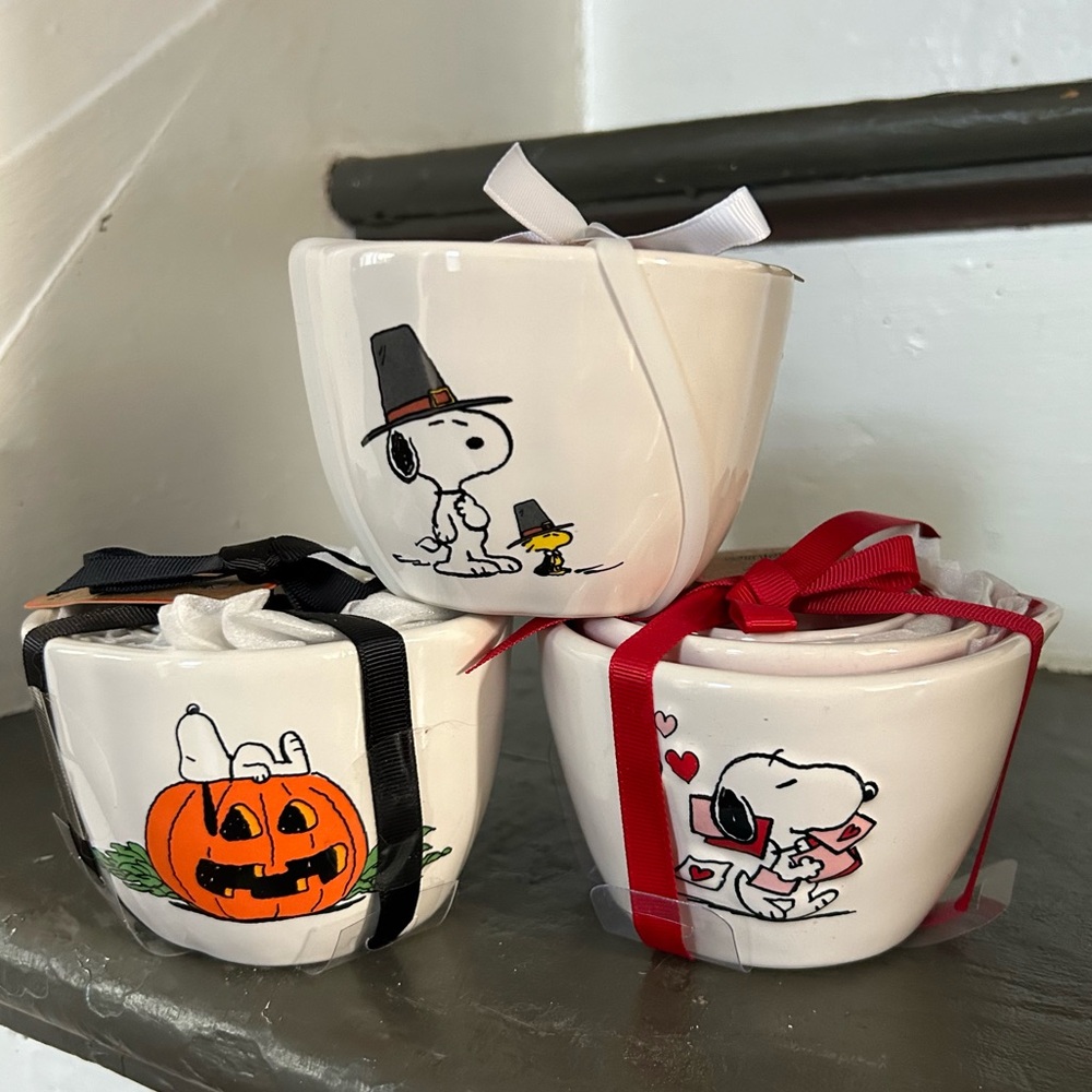 Rae Dunn Snoopy Measuring Cups
